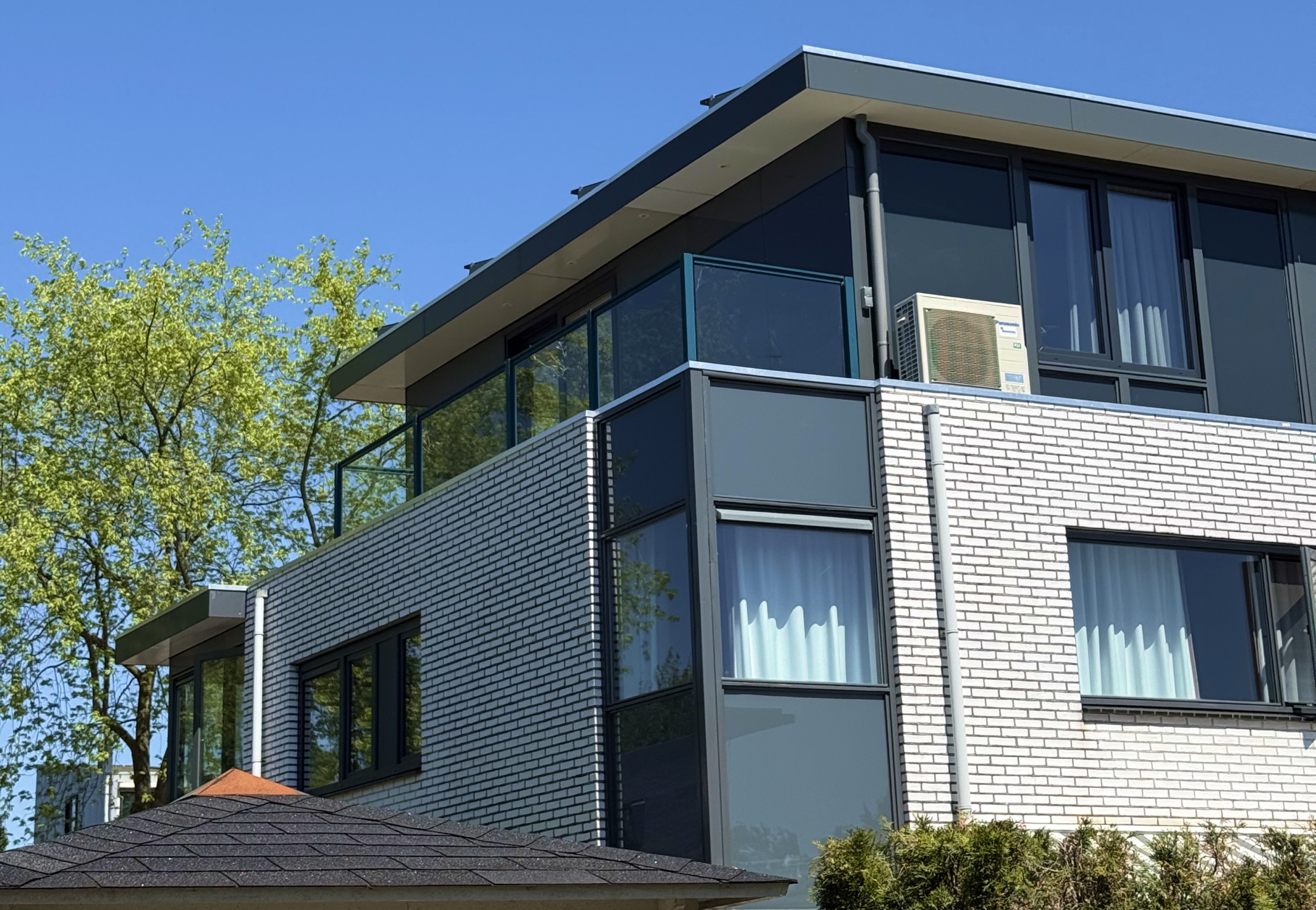 Premium Kunststof Voordeur Wit met Decoratief Glas | Moderne Entree Nederland